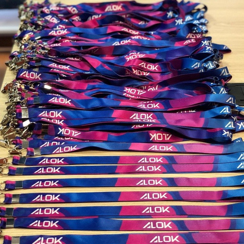 Cordão para credencial, modelo v5